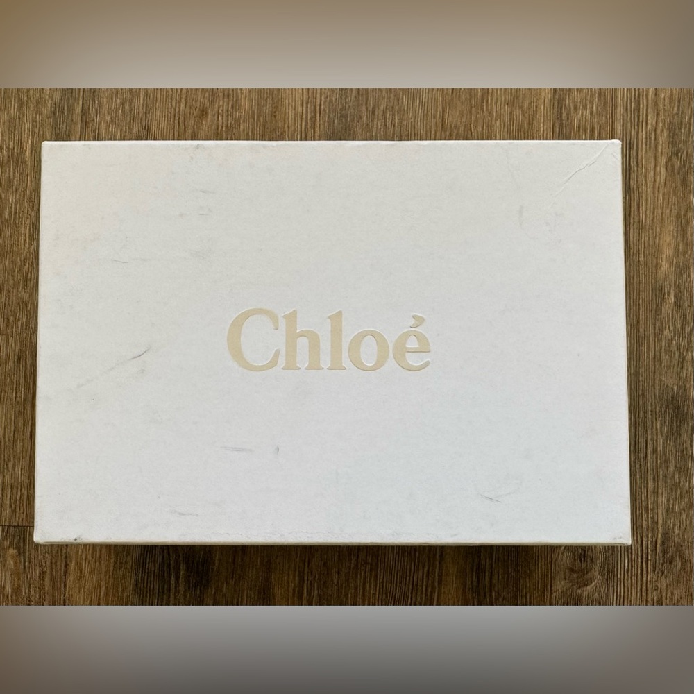 Chloe Shoebox